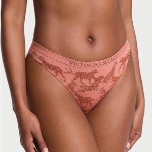 Victoria’s Secret Seamless Thing Panty